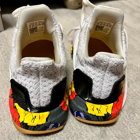 ULTRABOOST DNA 5 SHOES - Picture 9 of 11